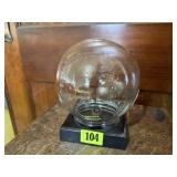 Round cloche/crystal ball