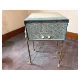 Admiral portable turn table, wire cart