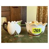 Lefton tulip cream & sugar set