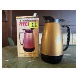 4 cup insulated pitcher