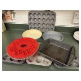 Bakeware, muffin pans, cake pans, Pyrex pie