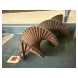 Wooden garden spinner