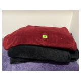 Plush blankets (2)