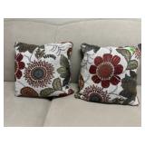 Matching floral throw pillows (2)