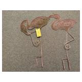 Flamingo mesh garden stakes (2)