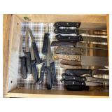 Contents of cutlery drawer