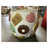 Vintage cookie jar, no lid