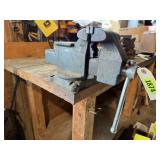 Craftsman 4 1/2" bench vise