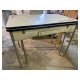 Enamel hair pin table