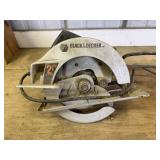 Black & Decker corded 7 1/2" circular saw