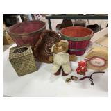 Musical teddy bear, figurine, baskets, strawberry