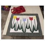 Tulip quilted wall hanging, duffel included