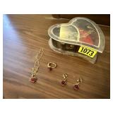 Musical heart jewelry box, rose necklace & earring