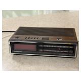 Sound Design clock radio