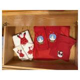 Holiday towels, linens