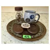 Stoneware mug, plate, magnets, goose shaker