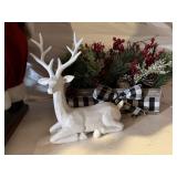 Floral box, reindeer