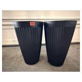 Planters (2), risers