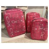 Pink 3 piece luggage set