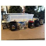 Storage tote, coffee cups