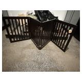 Baby/pet gate