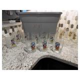 Walt Disney drinkware collection (13), tote