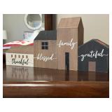 Thankful, Blessed, Grateful, Family decor houses