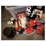 Halloween costumes, Cruella De Vil, Dalmations,