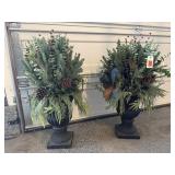 Lighweight patio holiday planters (2)