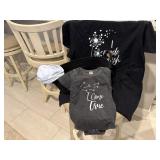 Mom & me matching t-shirt, onsie, baby cap