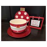 Believe in the Magic of Christmas sign, dishes