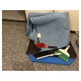 Insulated shopping bag, moving blanket, hand broom