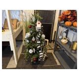 4' tall black & white decorated Christmas tree