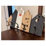 House keys wall hooks