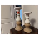 Pair pillar candlesticks
