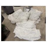 Threshold bedding set, comforter, pillows