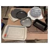 Pampered Chef, assorted cake pans, cooling racks,