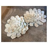 Metal flower wall decor (2)