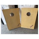 Tailgate Toss bean bag game