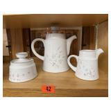 Noritake stoneware coffee server, cream & sugar