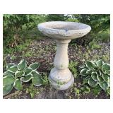 Concrete 2 piece bird bath