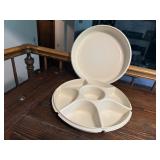 Covered relish tray