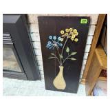 Metal floral bouquet wall decor;