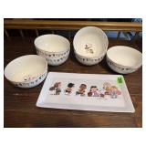 Peanuts Gang plastic tray, ceramic bowls (6)