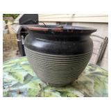 Flower pot