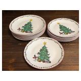 Peanuts holiday plates