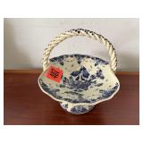 Delft basket