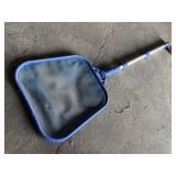 Pool scoop