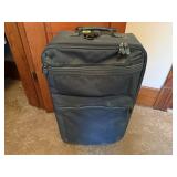 Samsonite soft sided suitcase, clothes hangers
