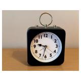 Battery operated clock